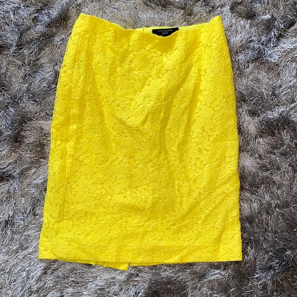 Ann Taylor Dresses & Skirts - ANN Taylor petite skirt 💛 size 0
